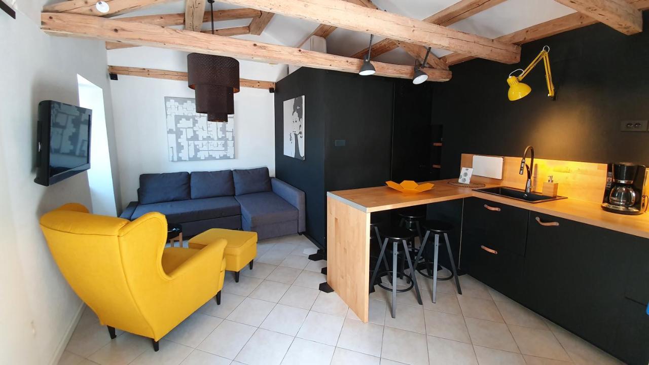 Secret Garden Of Piran Apartment ภายนอก รูปภาพ
