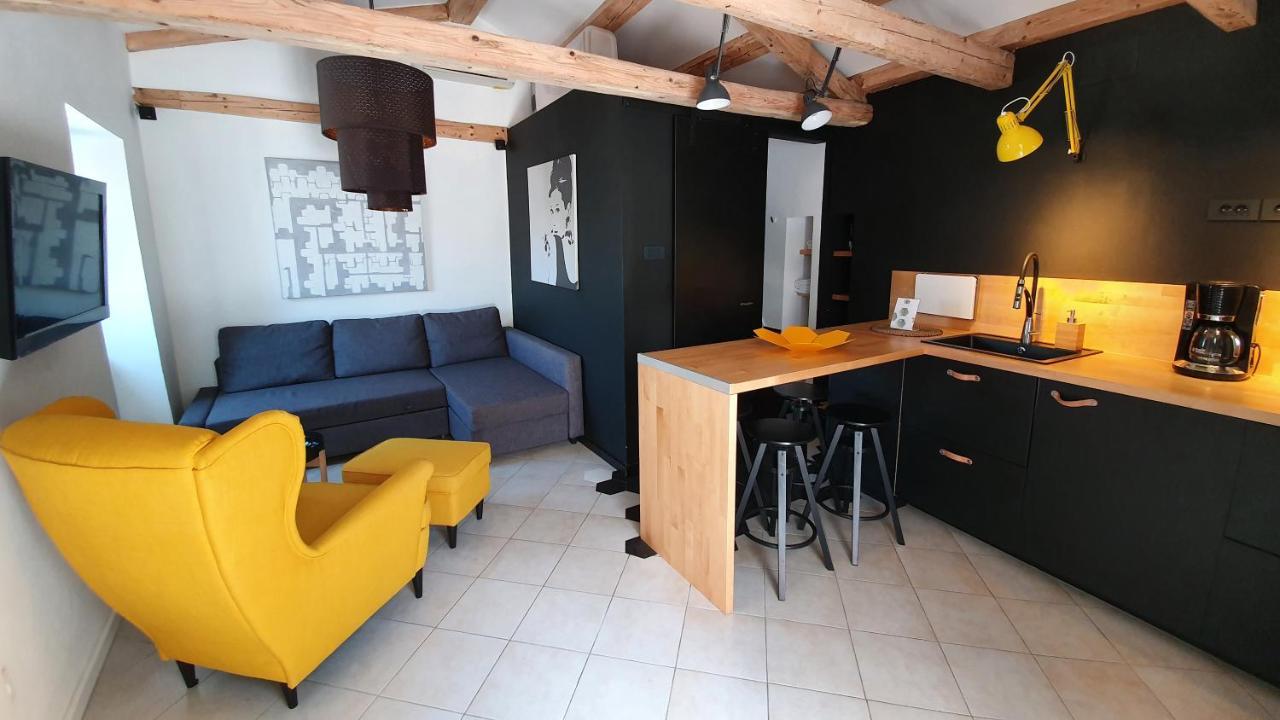 Secret Garden Of Piran Apartment ภายนอก รูปภาพ