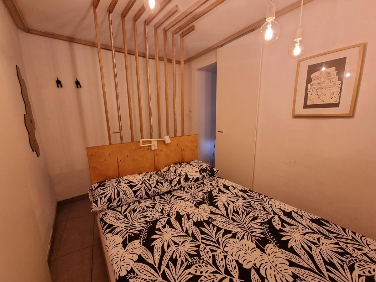 Secret Garden Of Piran Apartment ภายนอก รูปภาพ