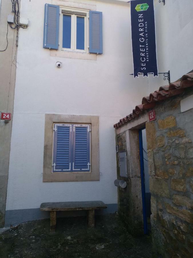 Secret Garden Of Piran Apartment ภายนอก รูปภาพ